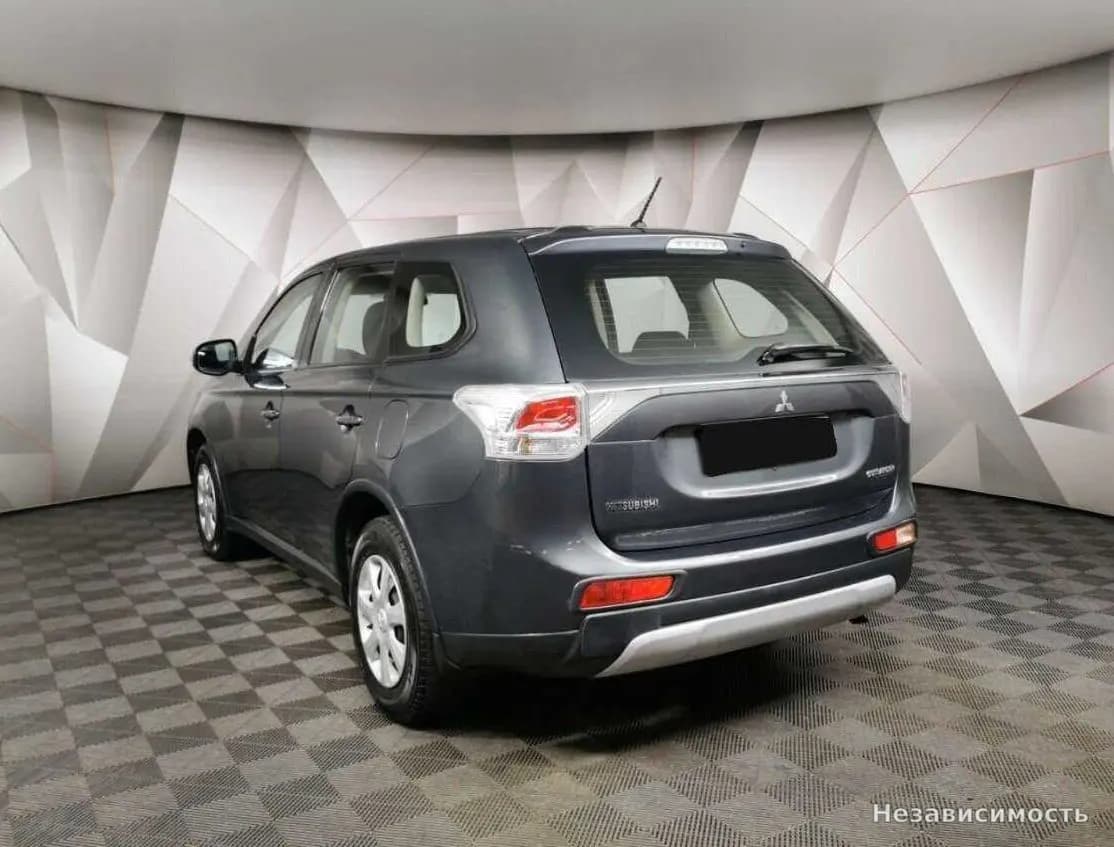 Mitsubishi Outlander 2014 с пробегом — фото 4