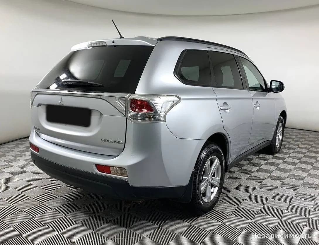 Mitsubishi Outlander 2013 с пробегом — фото 5