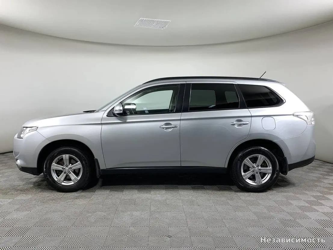 Mitsubishi Outlander 2013 с пробегом — фото 8
