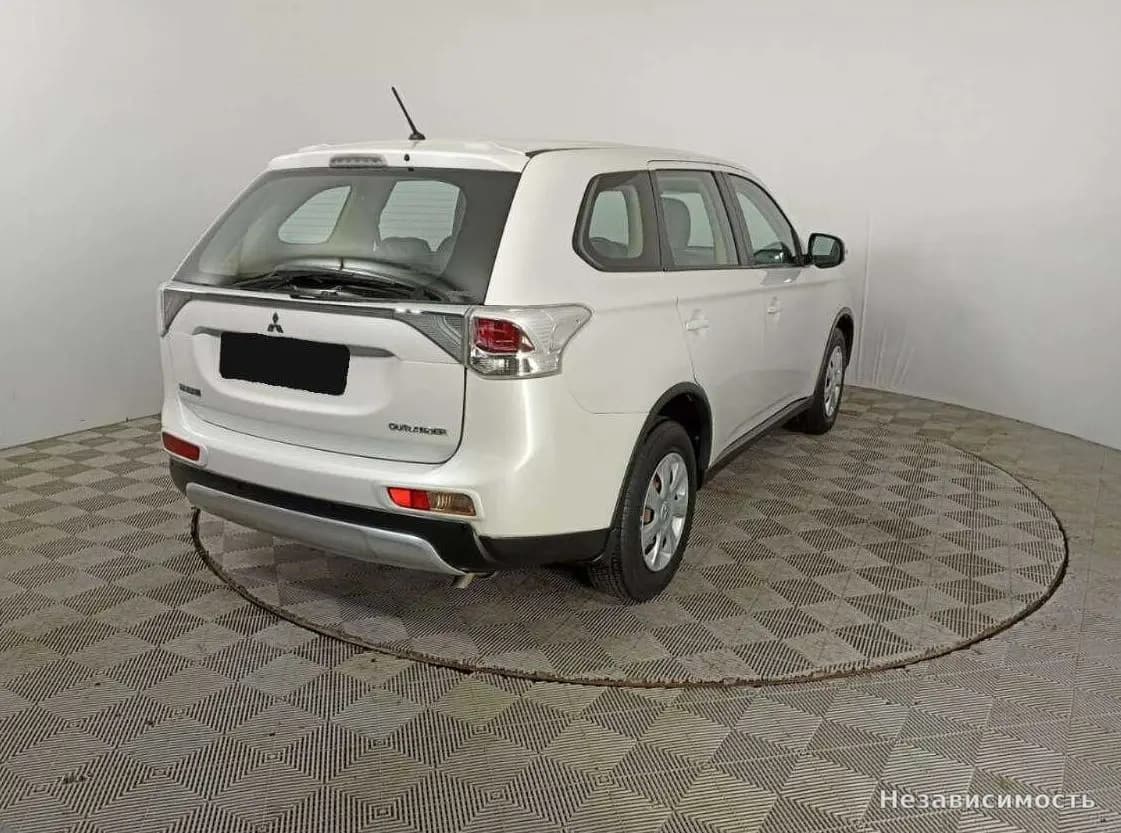 Mitsubishi Outlander 2014 с пробегом — фото 5