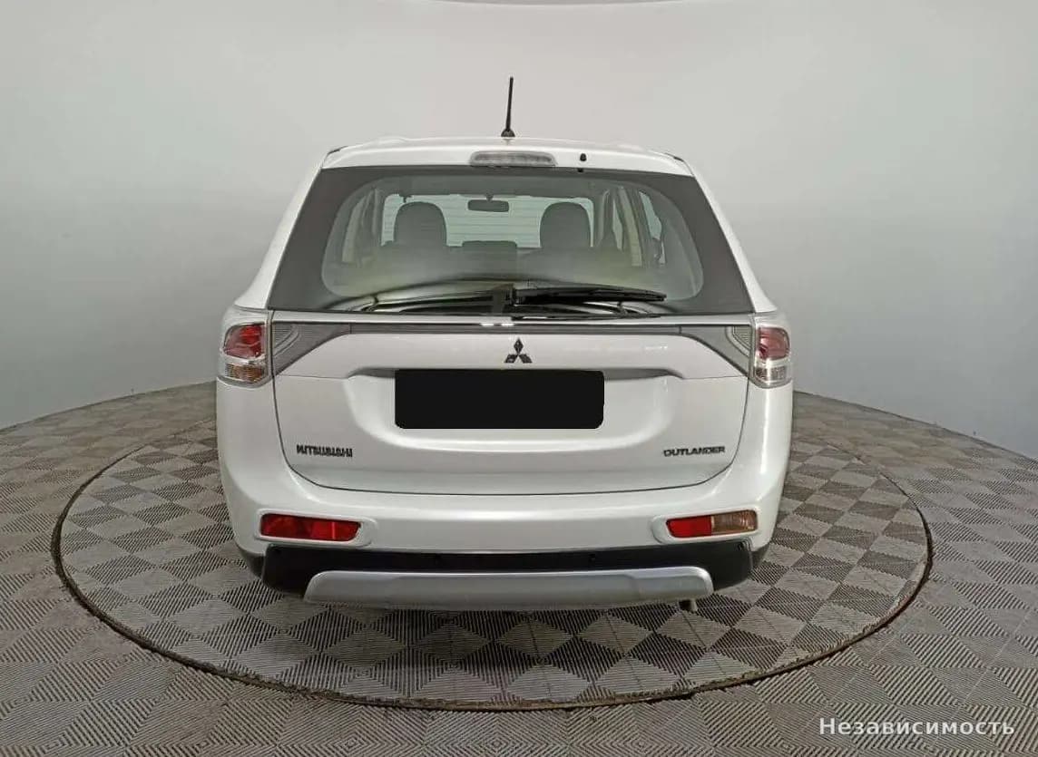 Mitsubishi Outlander 2014 с пробегом — фото 6