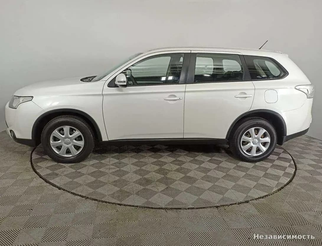 Mitsubishi Outlander 2014 с пробегом — фото 8