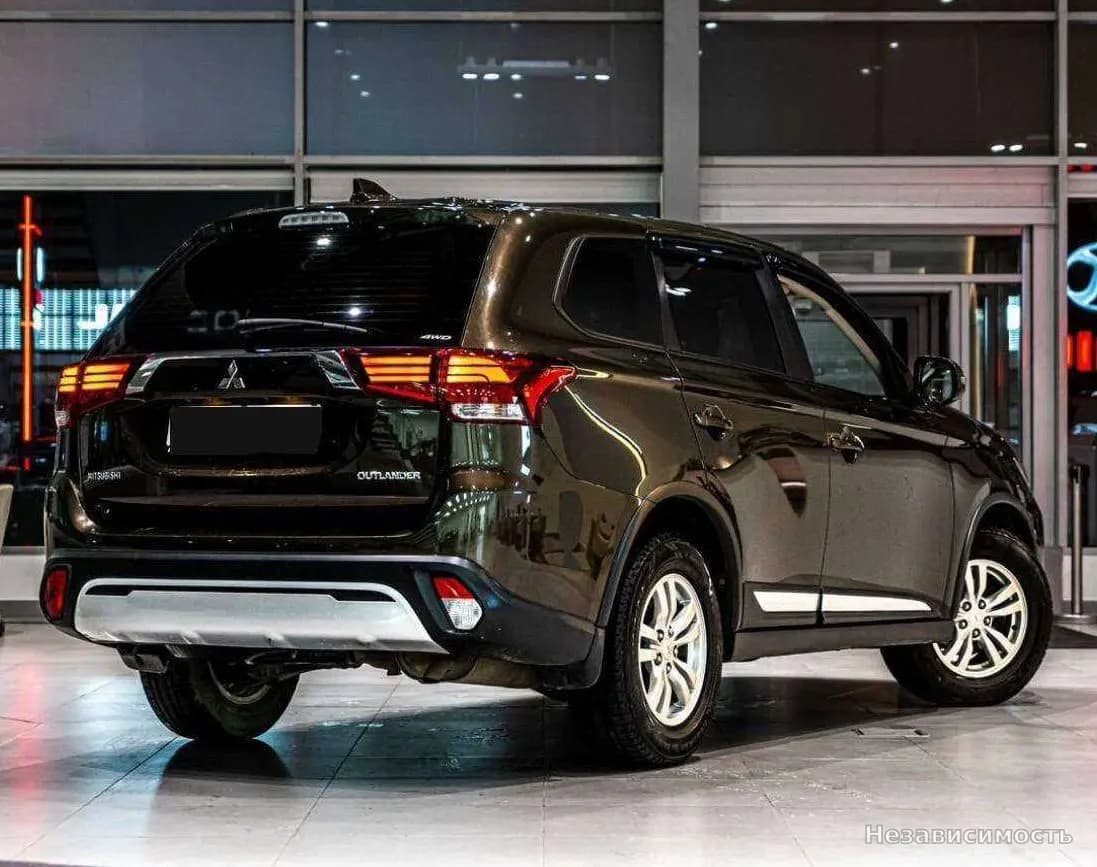 Mitsubishi Outlander 2018 с пробегом — фото 3