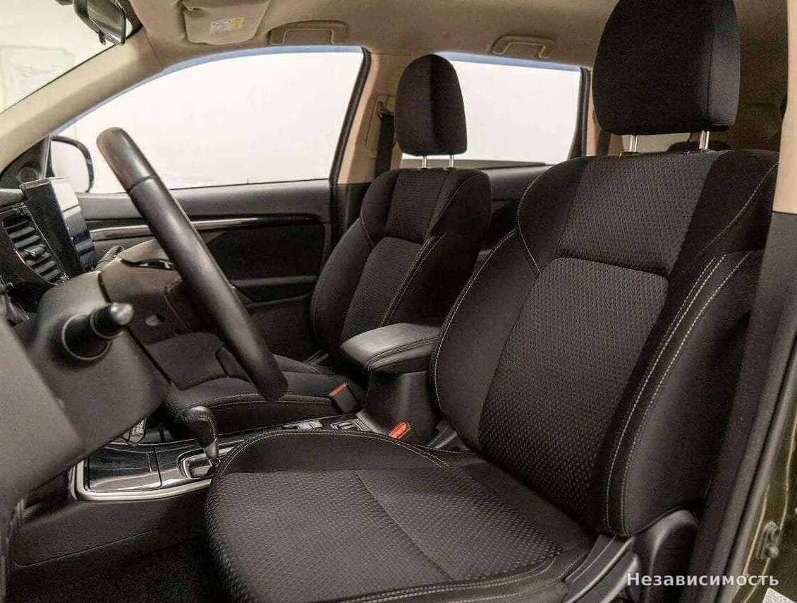 Mitsubishi Outlander 2018 с пробегом — фото 6