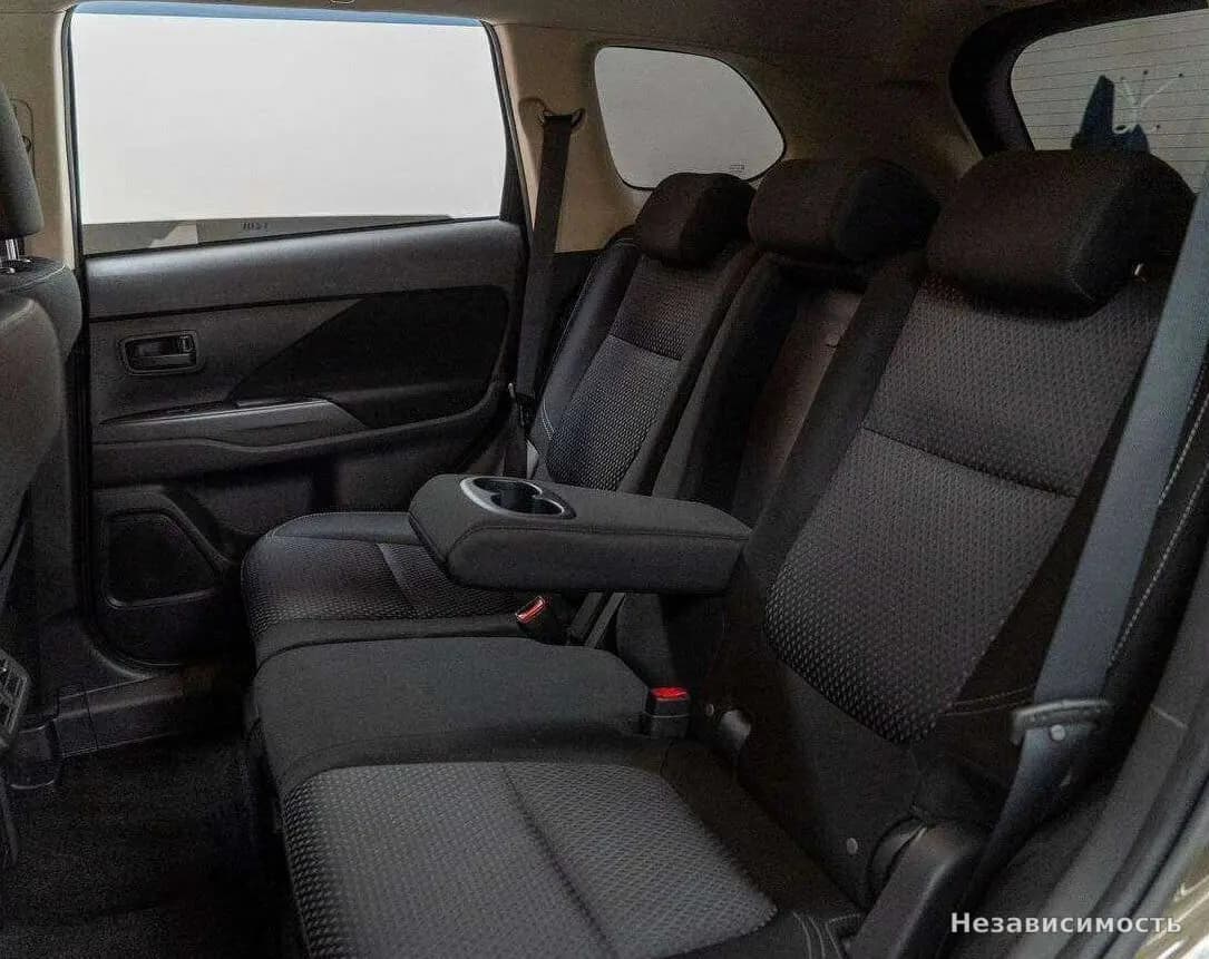 Mitsubishi Outlander 2018 с пробегом — фото 7