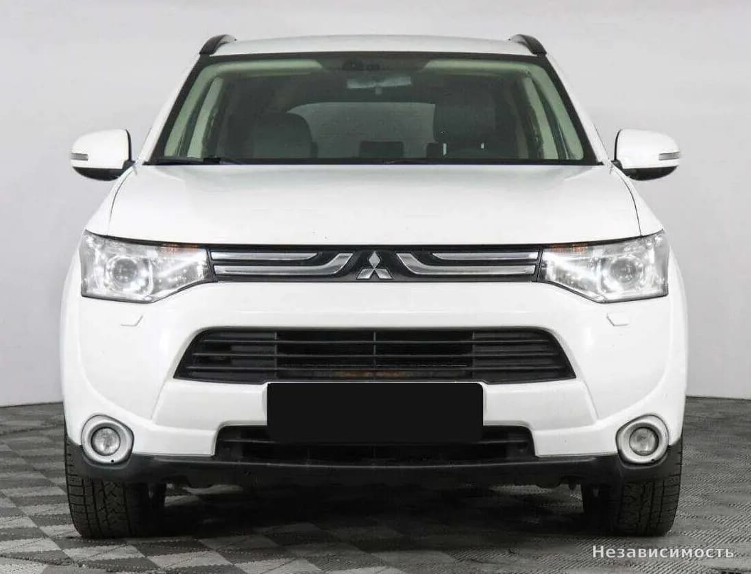 Mitsubishi Outlander 2012 с пробегом — фото 2