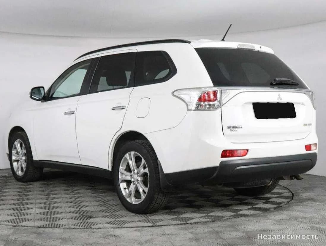Mitsubishi Outlander 2012 с пробегом — фото 7