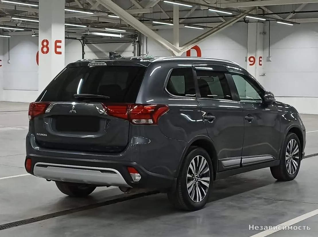 Mitsubishi Outlander 2020 с пробегом — фото 5