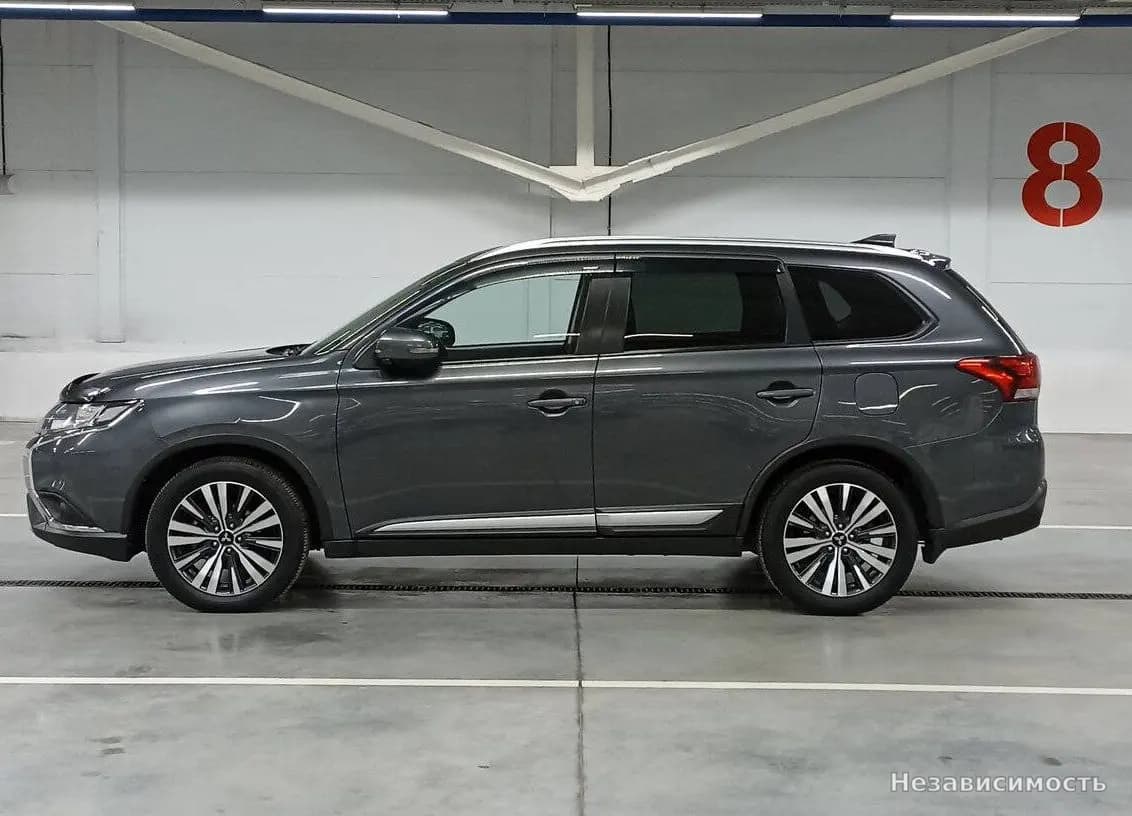Mitsubishi Outlander 2020 с пробегом — фото 8