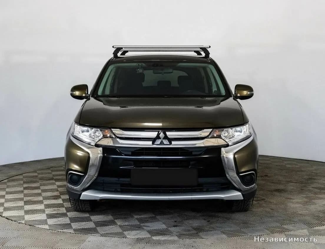 Mitsubishi Outlander 2018 с пробегом — фото 2