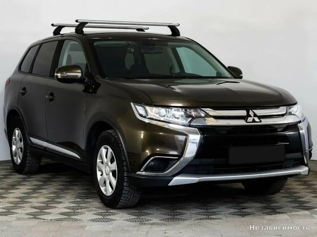 Mitsubishi Outlander 2018 с пробегом — фото 3