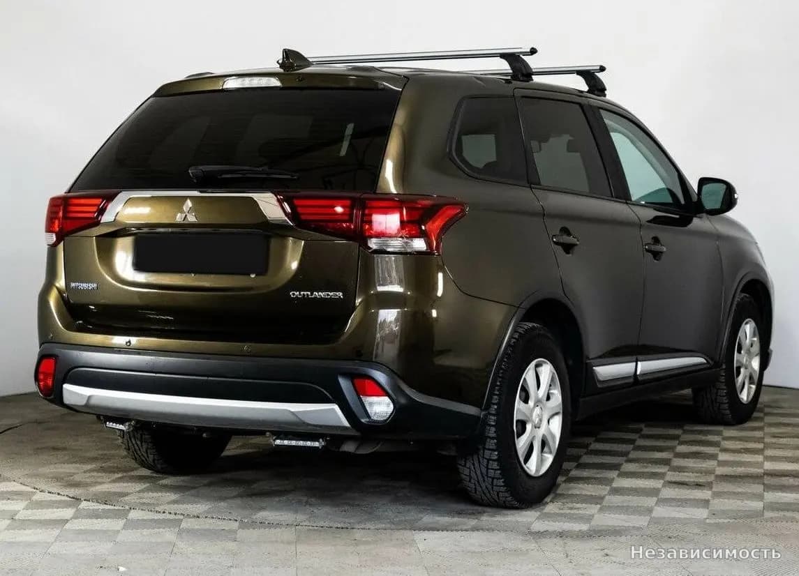 Mitsubishi Outlander 2018 с пробегом — фото 5