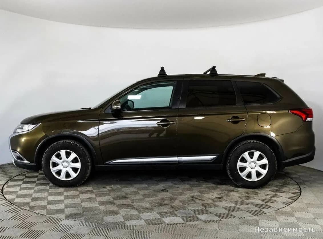 Mitsubishi Outlander 2018 с пробегом — фото 8