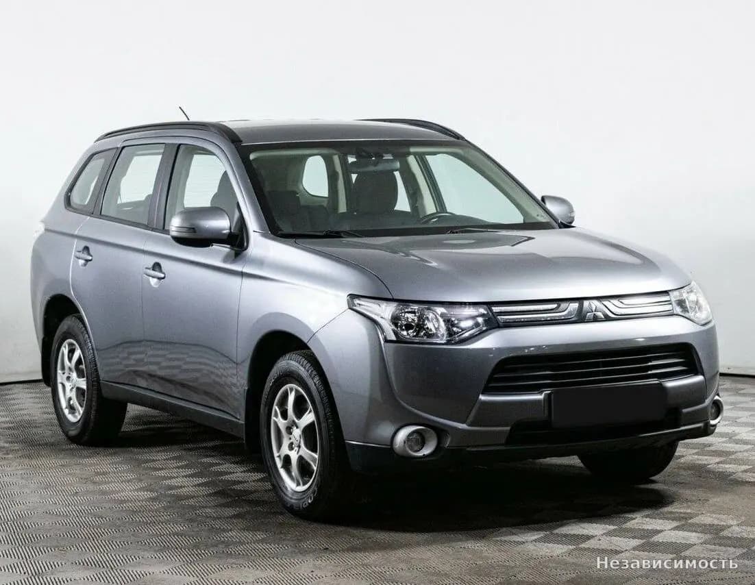 Mitsubishi Outlander 2012 с пробегом — фото 3