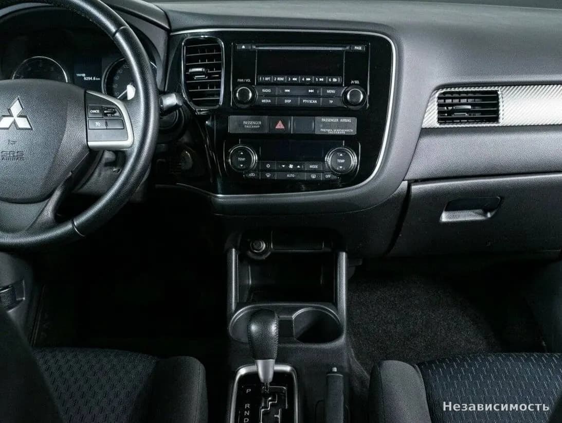 Mitsubishi Outlander 2012 с пробегом — фото 9