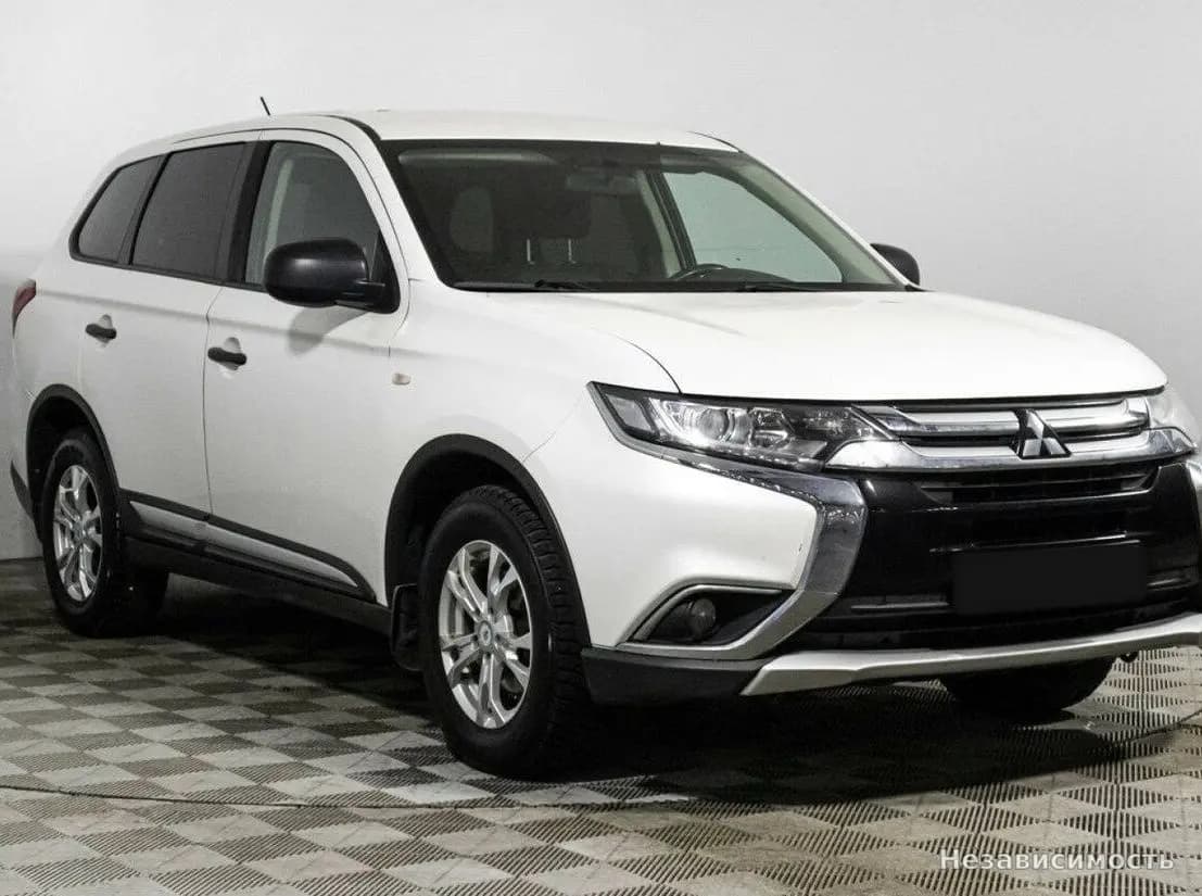 Mitsubishi Outlander 2016 с пробегом — фото 3