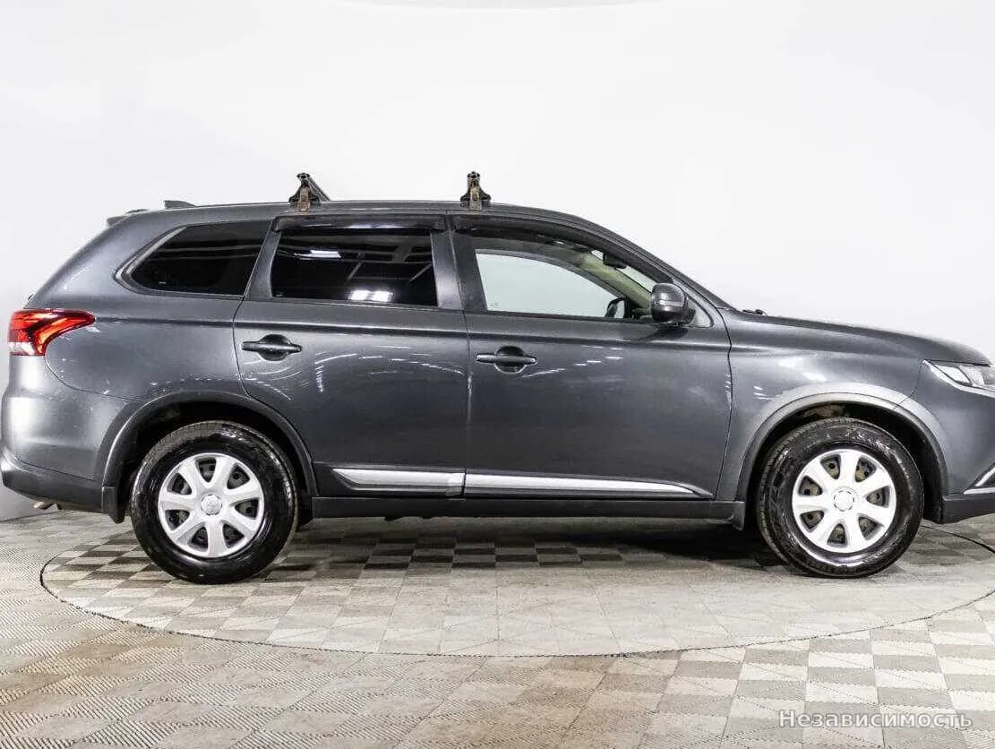 Mitsubishi Outlander 2017 с пробегом — фото 4