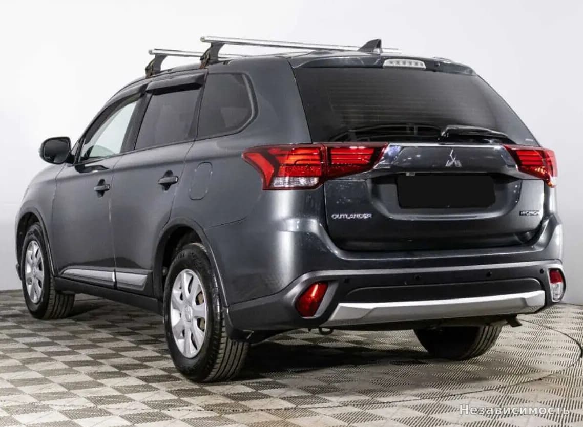 Mitsubishi Outlander 2017 с пробегом — фото 7