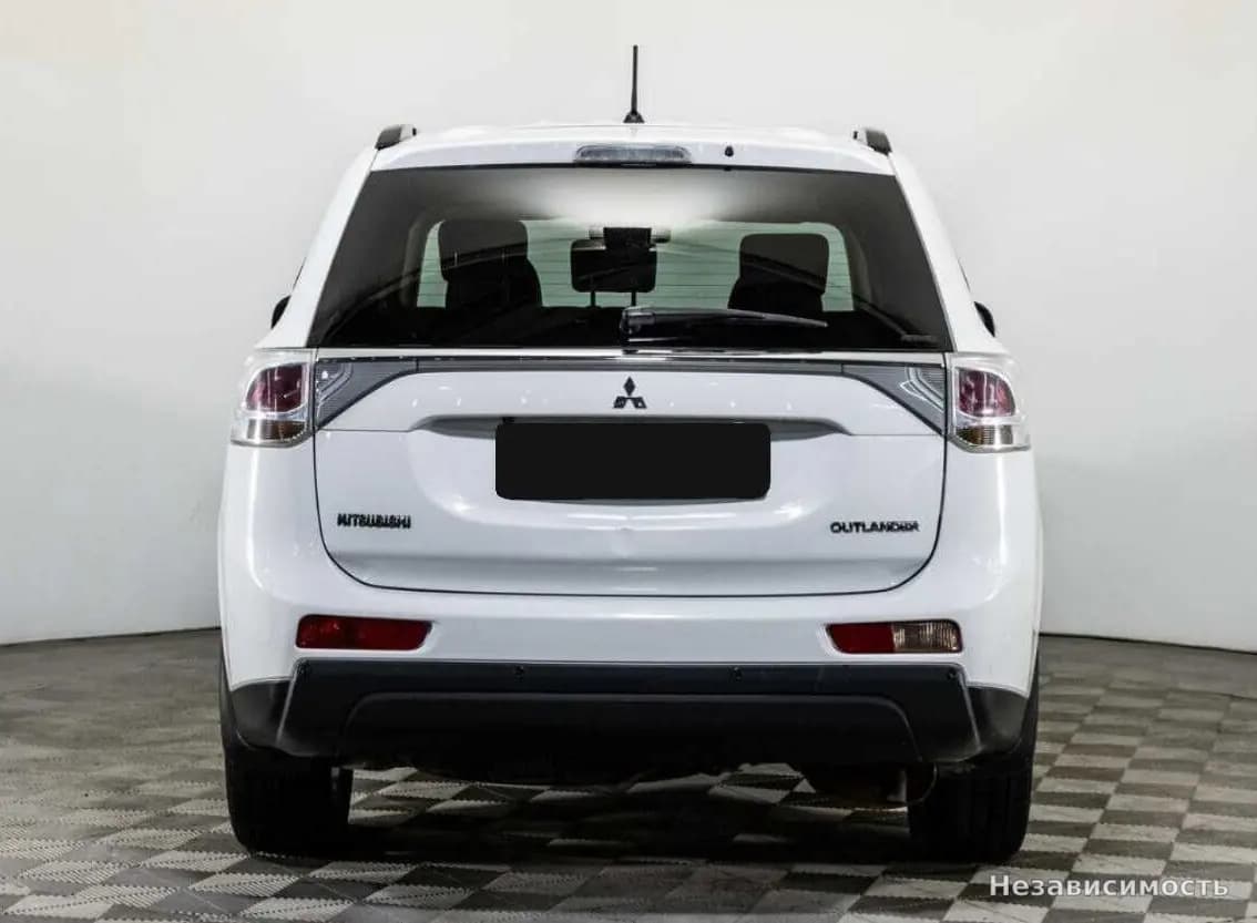 Mitsubishi Outlander 2014 с пробегом — фото 6
