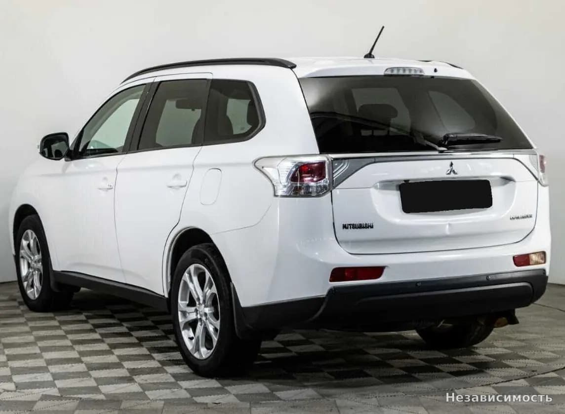 Mitsubishi Outlander 2014 с пробегом — фото 7