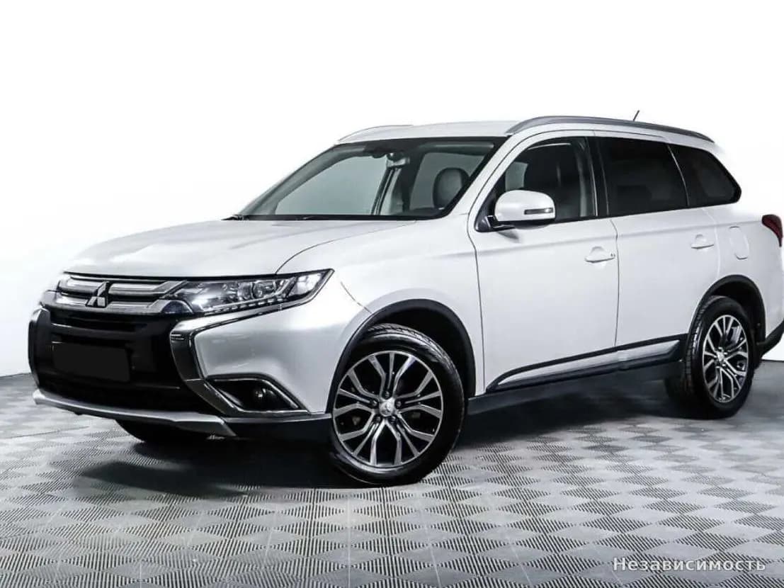 Mitsubishi Outlander, 2016 с пробегом