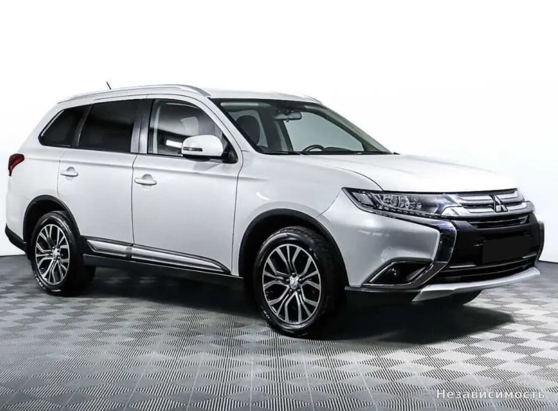 Mitsubishi Outlander 2016 с пробегом — фото 3