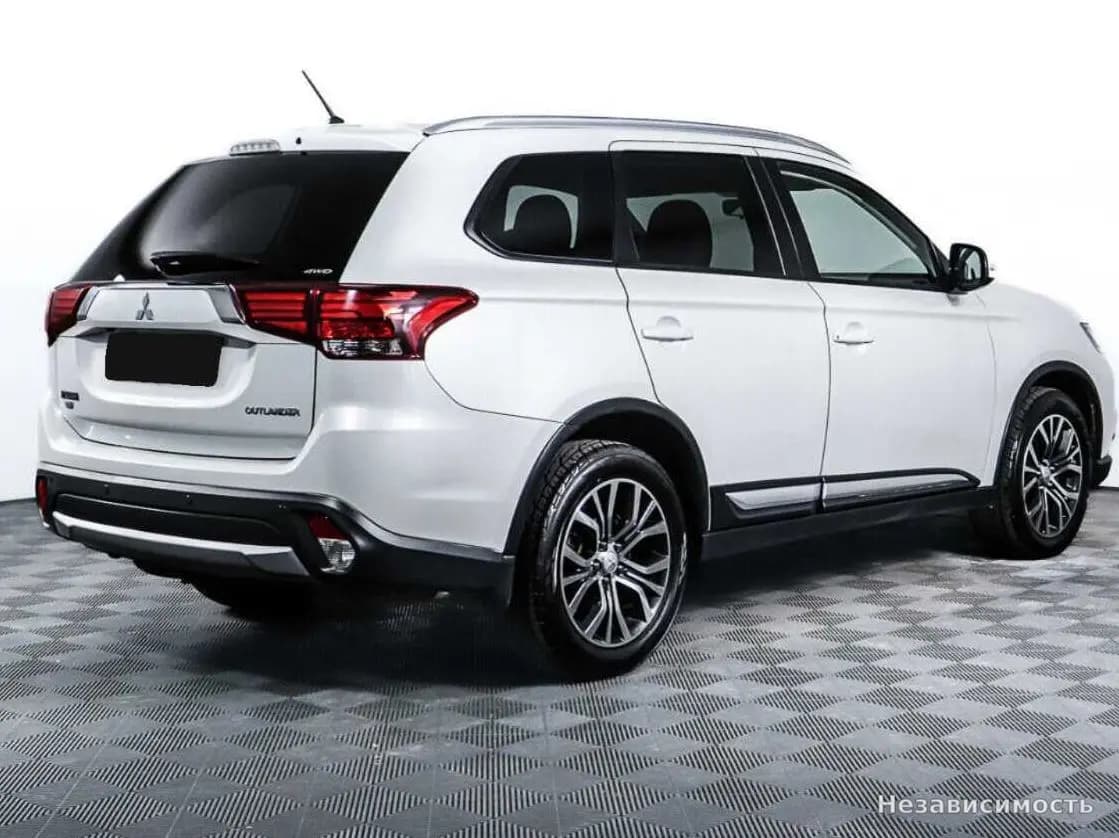 Mitsubishi Outlander 2016 с пробегом — фото 5