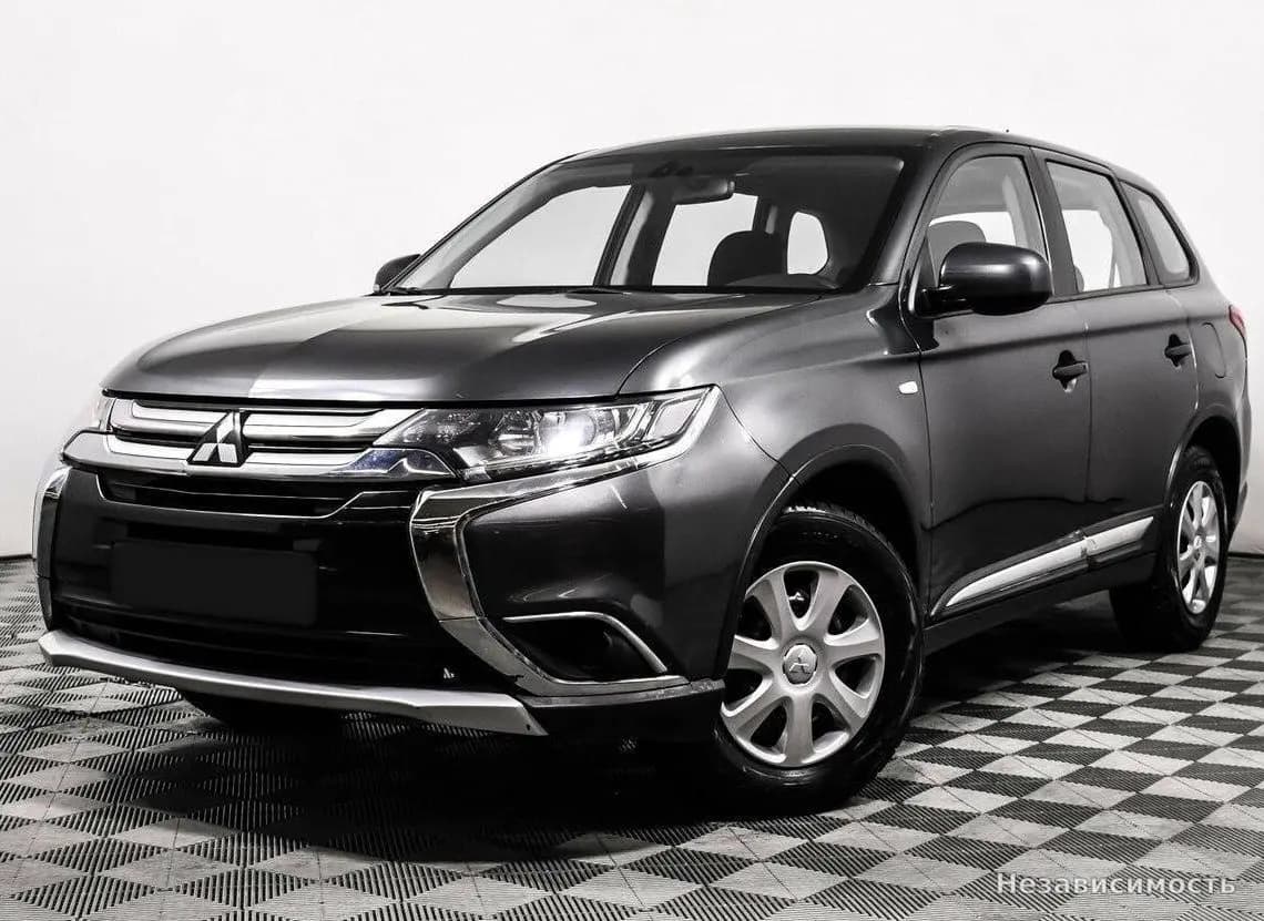 Mitsubishi Outlander, 2015 с пробегом