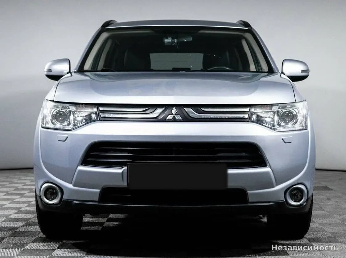 Mitsubishi Outlander 2012 с пробегом — фото 2