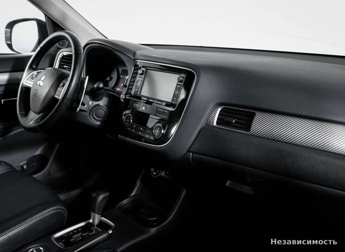 Mitsubishi Outlander 2012 с пробегом — фото 9