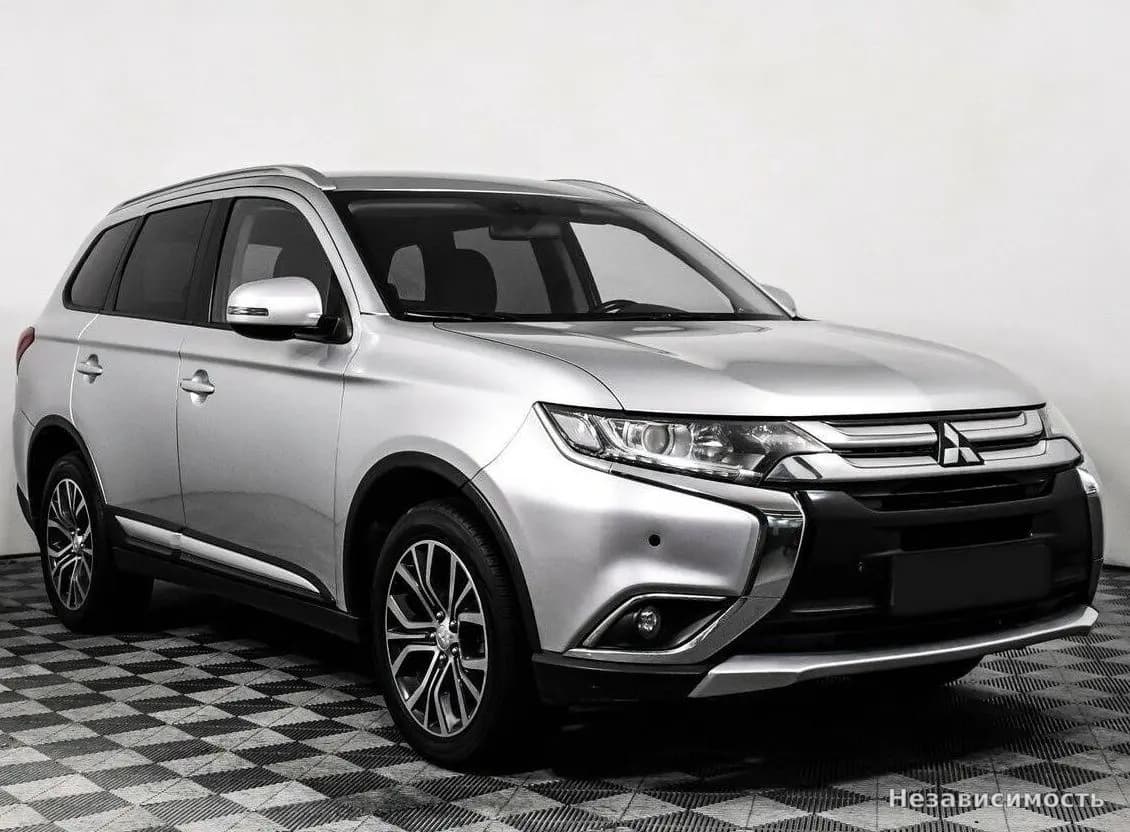 Mitsubishi Outlander 2015 с пробегом — фото 3