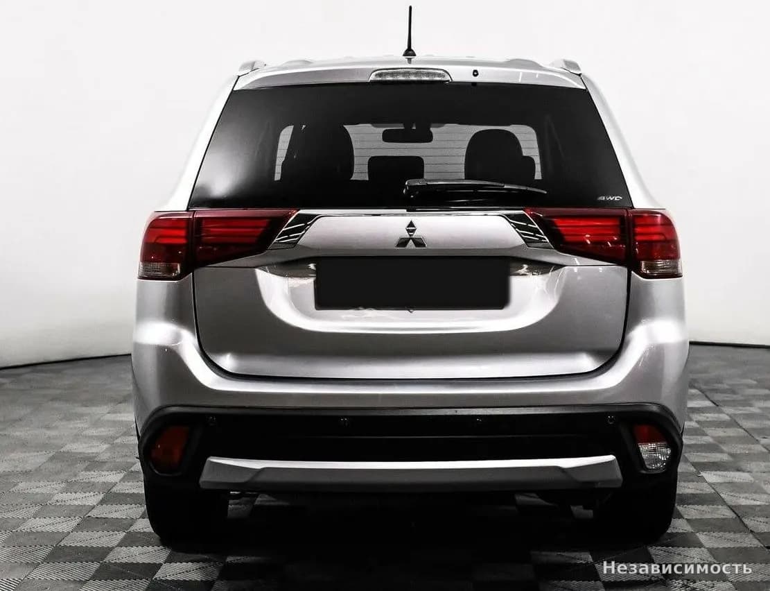 Mitsubishi Outlander 2015 с пробегом — фото 6