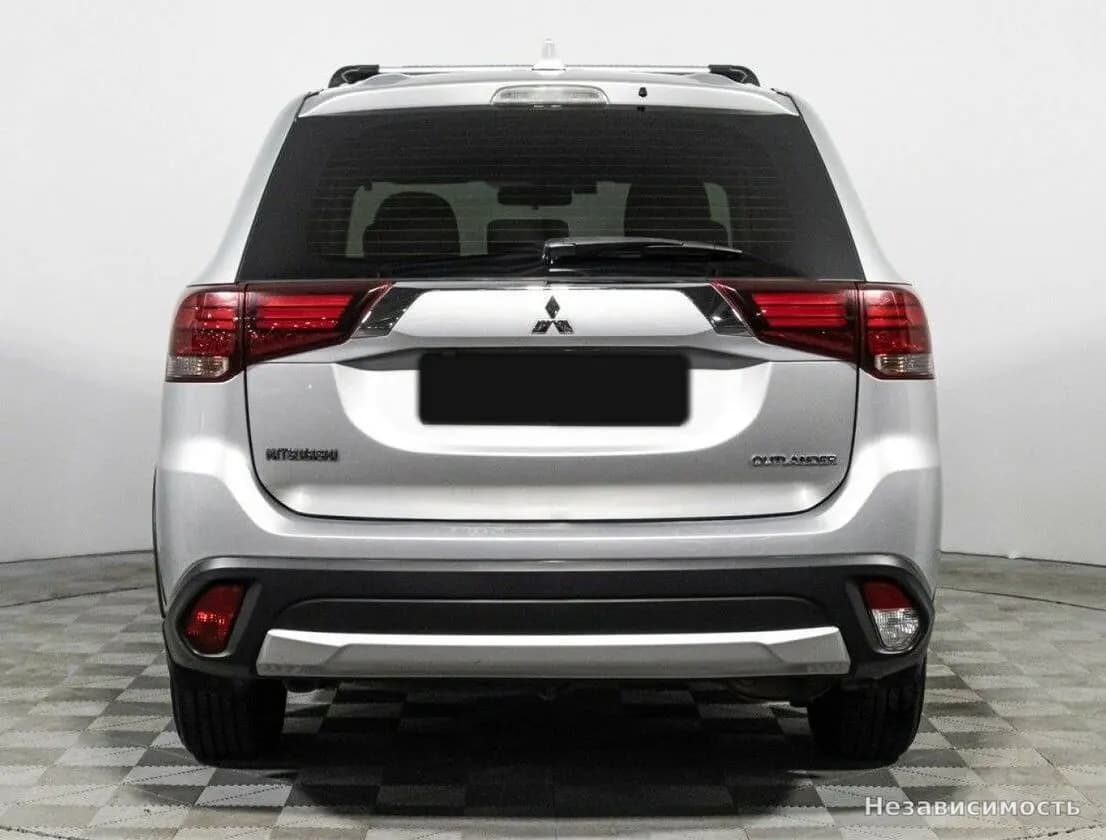 Mitsubishi Outlander 2017 с пробегом — фото 6