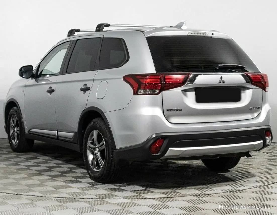 Mitsubishi Outlander 2017 с пробегом — фото 7