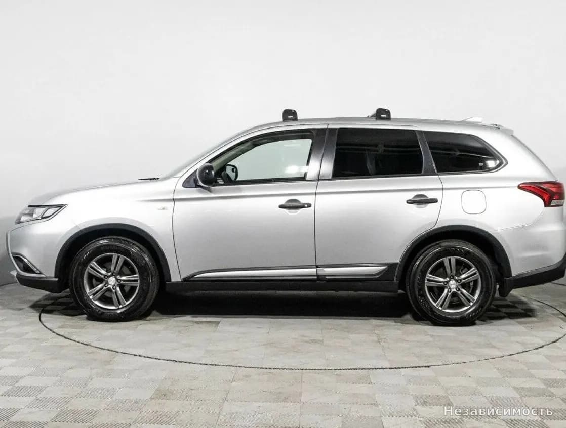 Mitsubishi Outlander 2017 с пробегом — фото 8