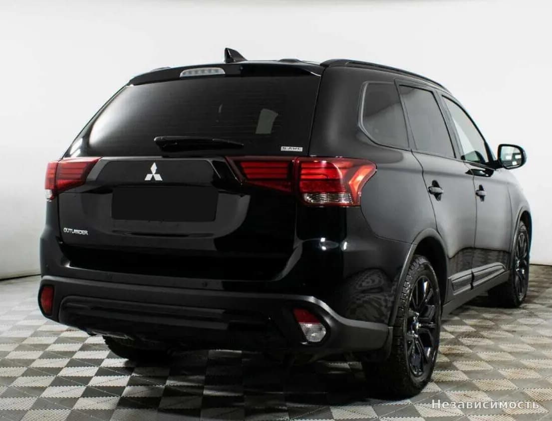 Mitsubishi Outlander 2021 с пробегом — фото 4