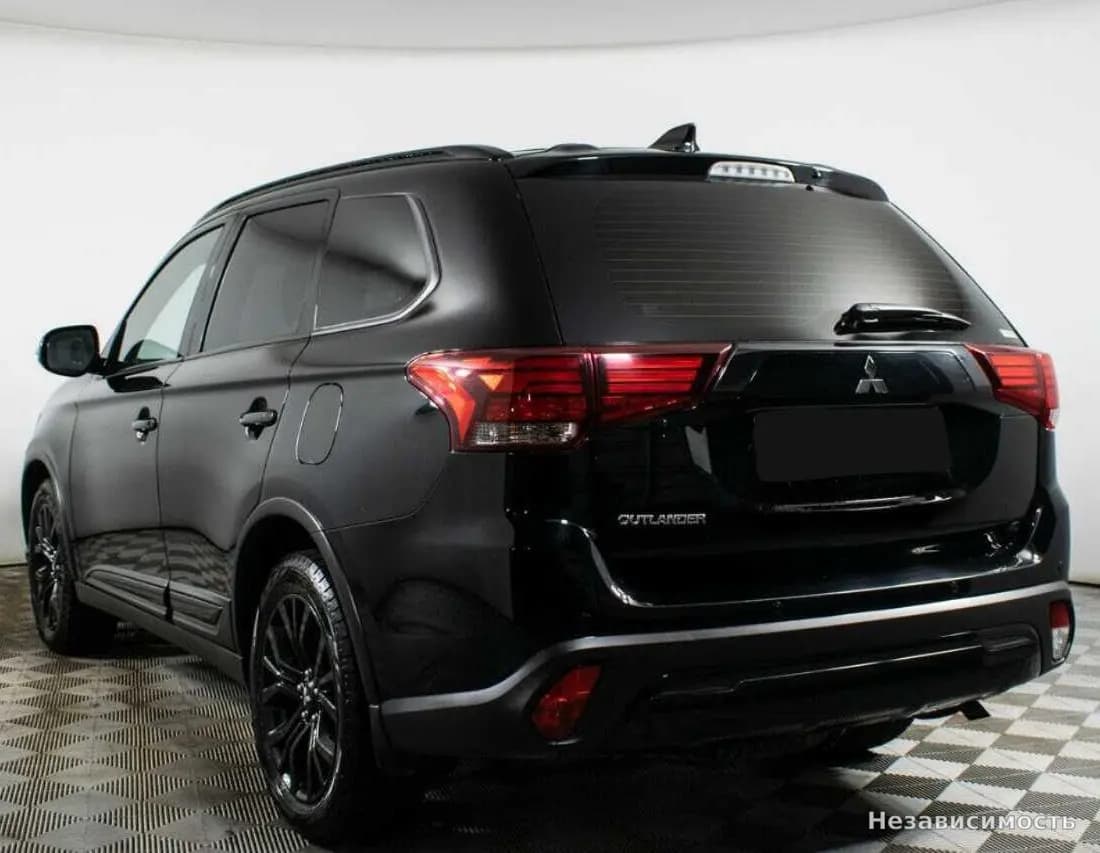 Mitsubishi Outlander 2021 с пробегом — фото 6