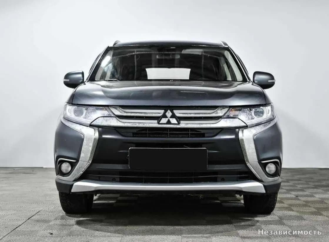 Mitsubishi Outlander 2018 с пробегом — фото 2