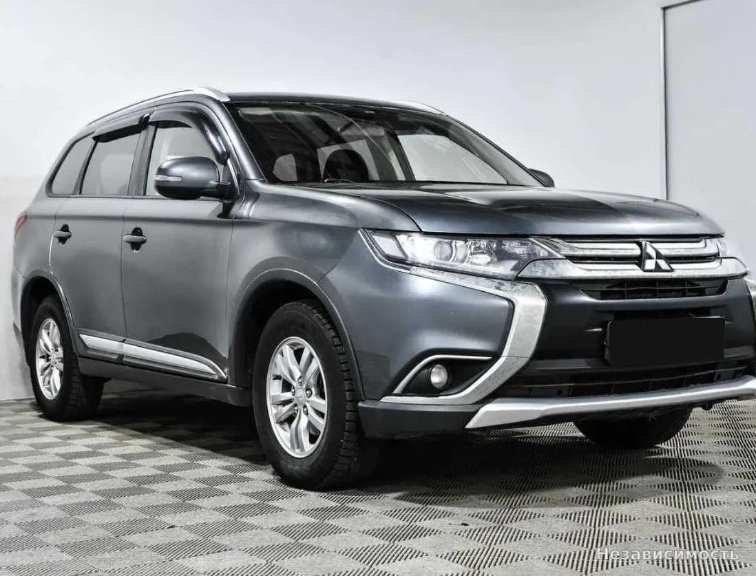 Mitsubishi Outlander 2018 с пробегом — фото 3
