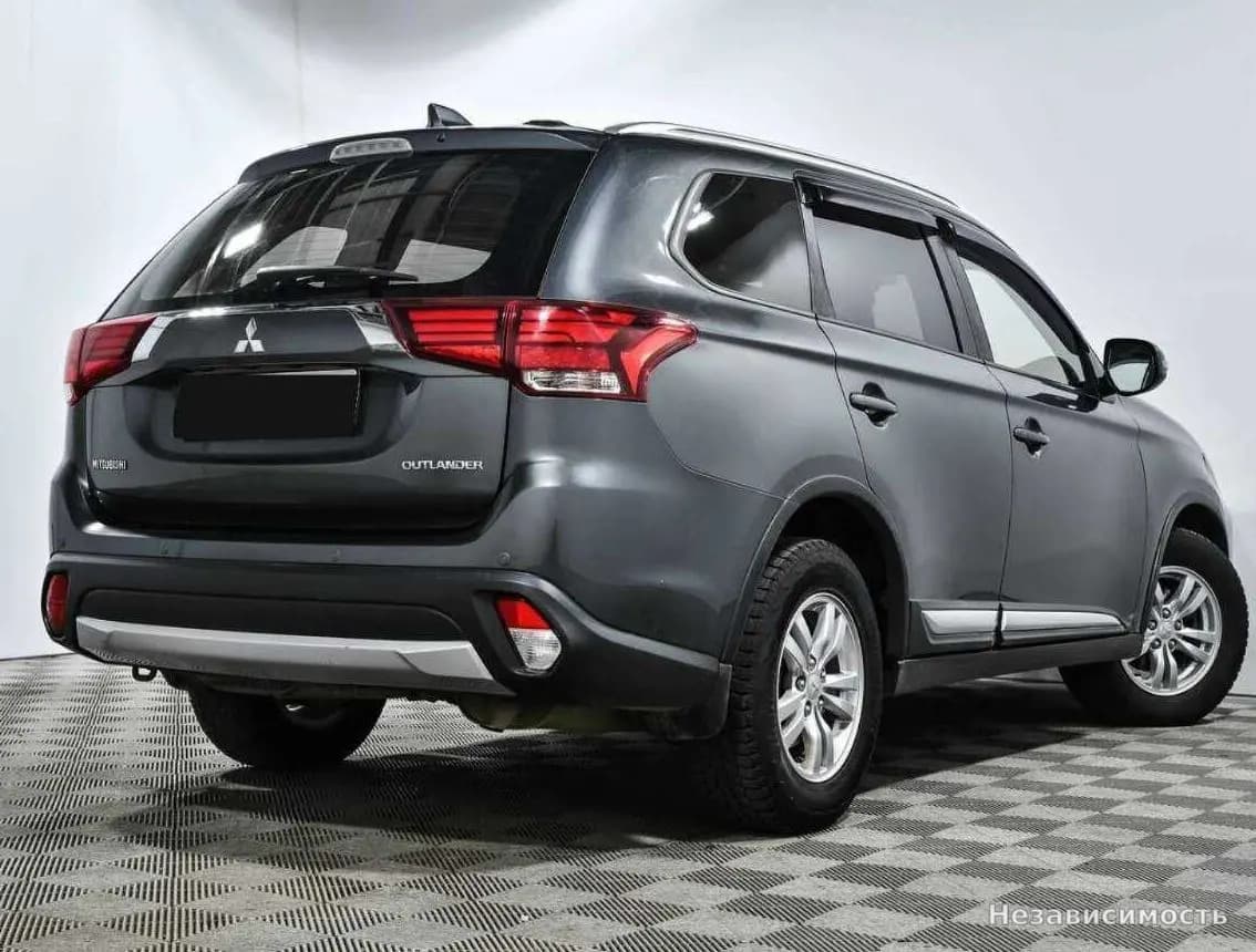 Mitsubishi Outlander 2018 с пробегом — фото 4