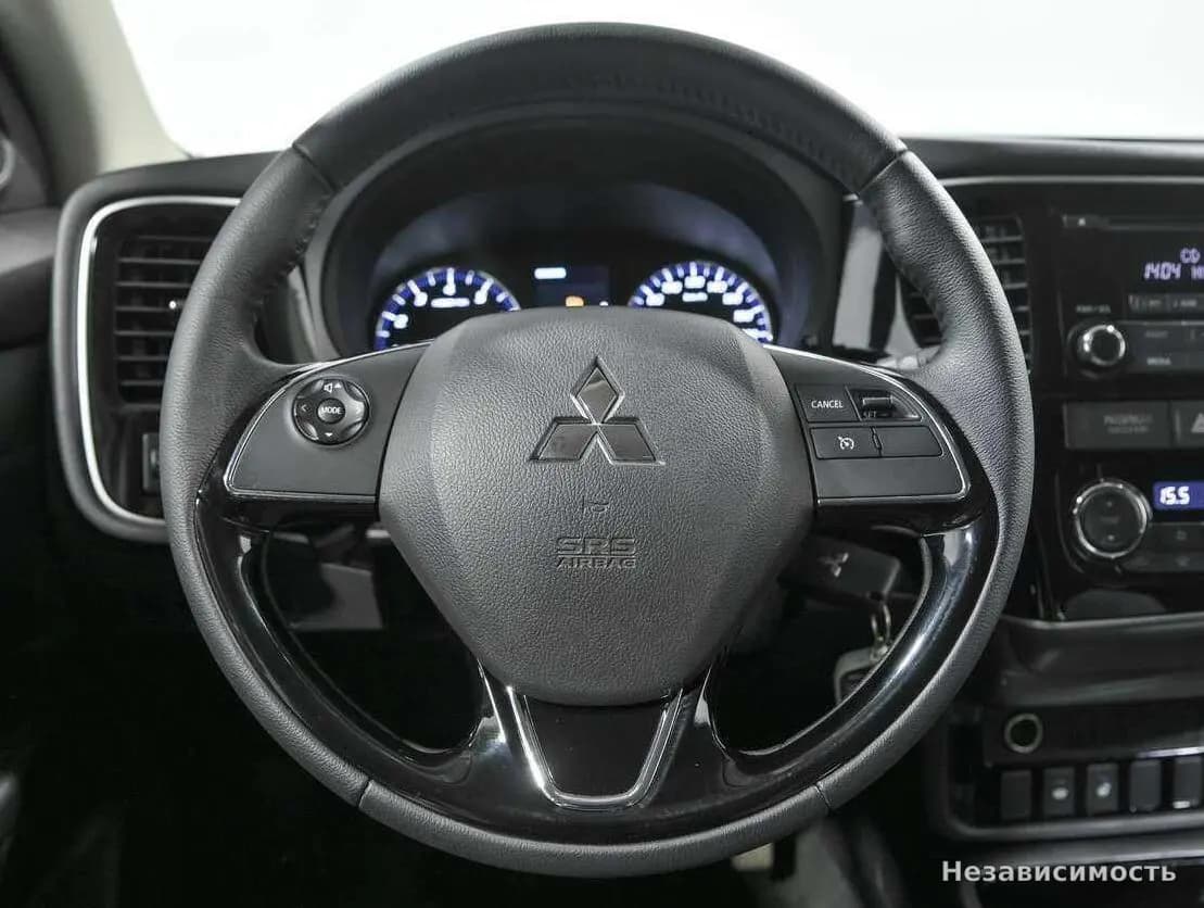 Mitsubishi Outlander 2018 с пробегом — фото 8