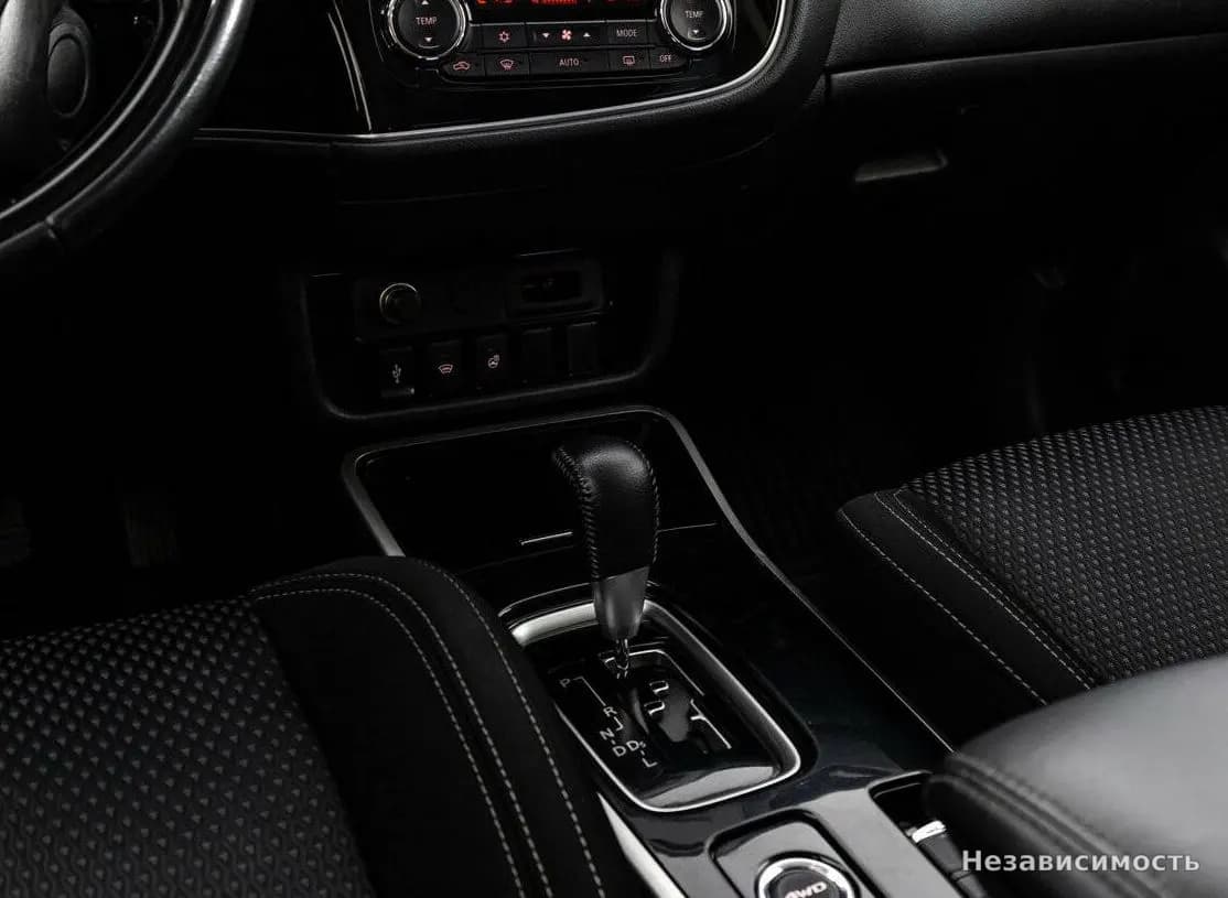 Mitsubishi Outlander 2019 с пробегом — фото 9
