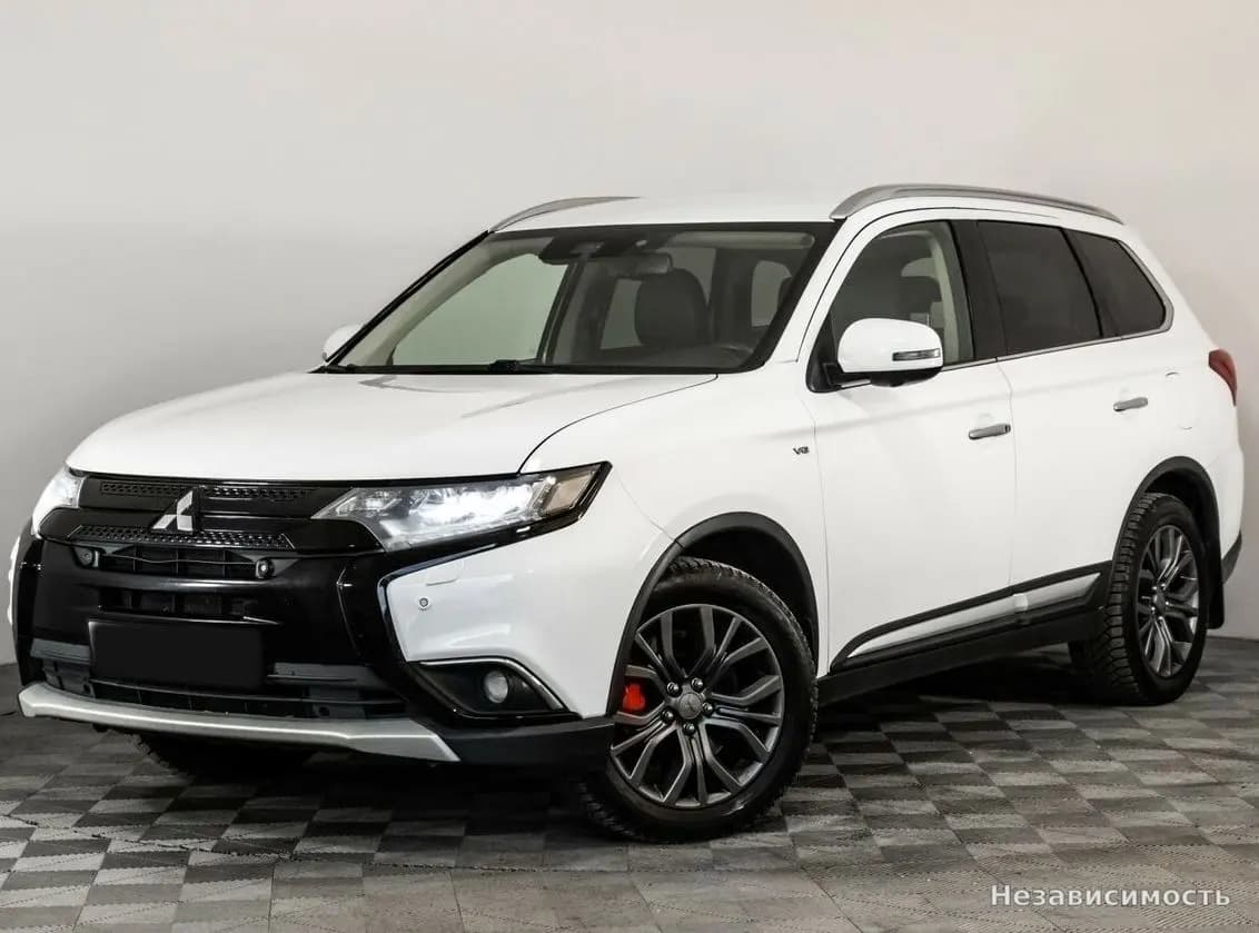 Mitsubishi Outlander, 2017 с пробегом