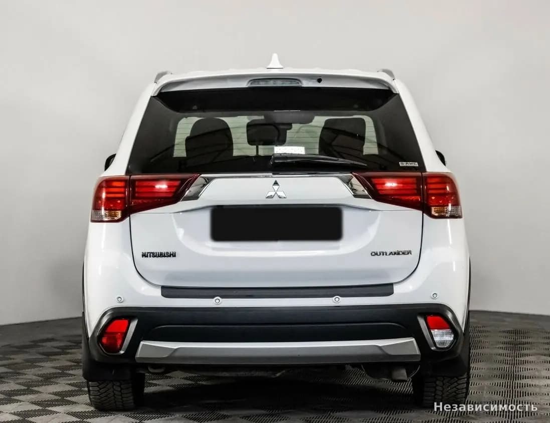 Mitsubishi Outlander 2017 с пробегом — фото 5