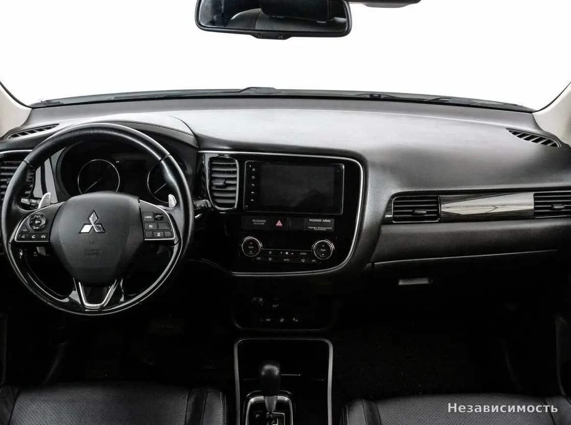 Mitsubishi Outlander 2017 с пробегом — фото 8