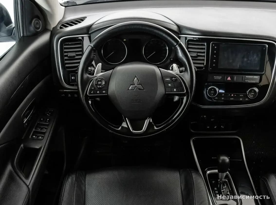 Mitsubishi Outlander 2017 с пробегом — фото 9