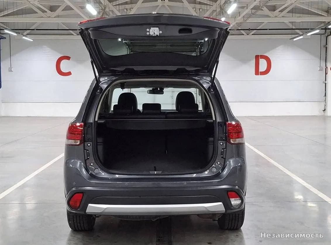 Mitsubishi Outlander 2016 с пробегом — фото 10