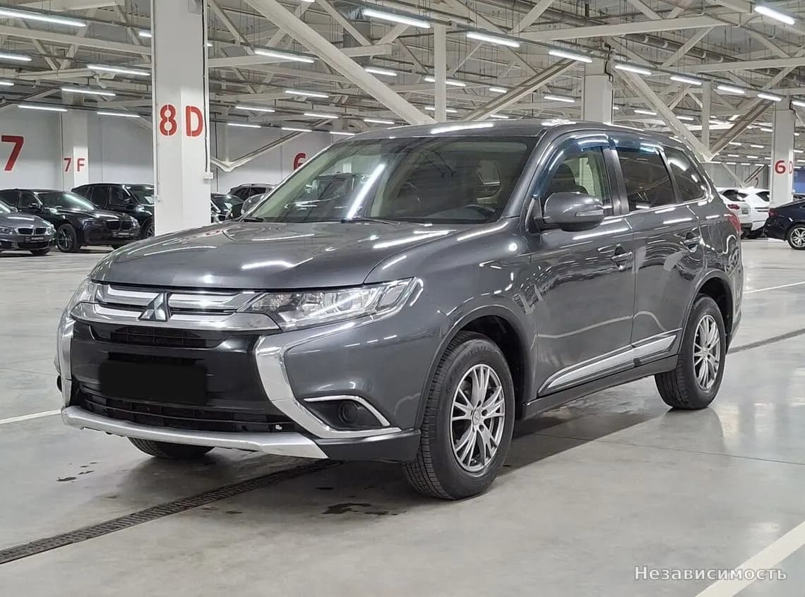 Mitsubishi Outlander, 2015 с пробегом