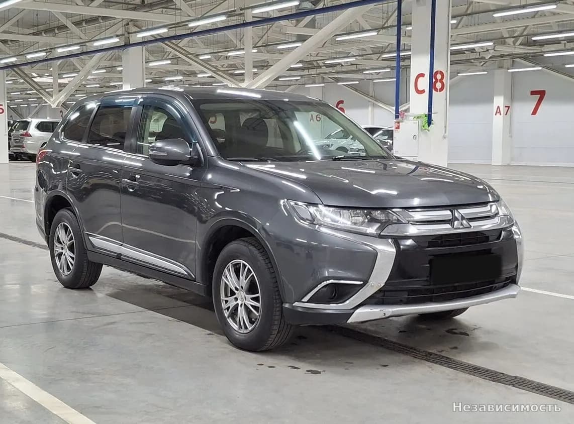 Mitsubishi Outlander 2015 с пробегом — фото 3