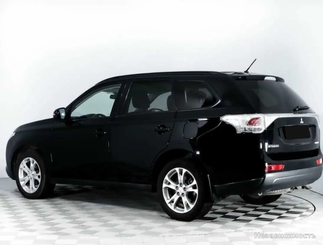 Mitsubishi Outlander 2013 с пробегом — фото 7